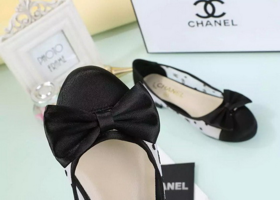 CHANEL Shallow mouth flat shoes Women--049